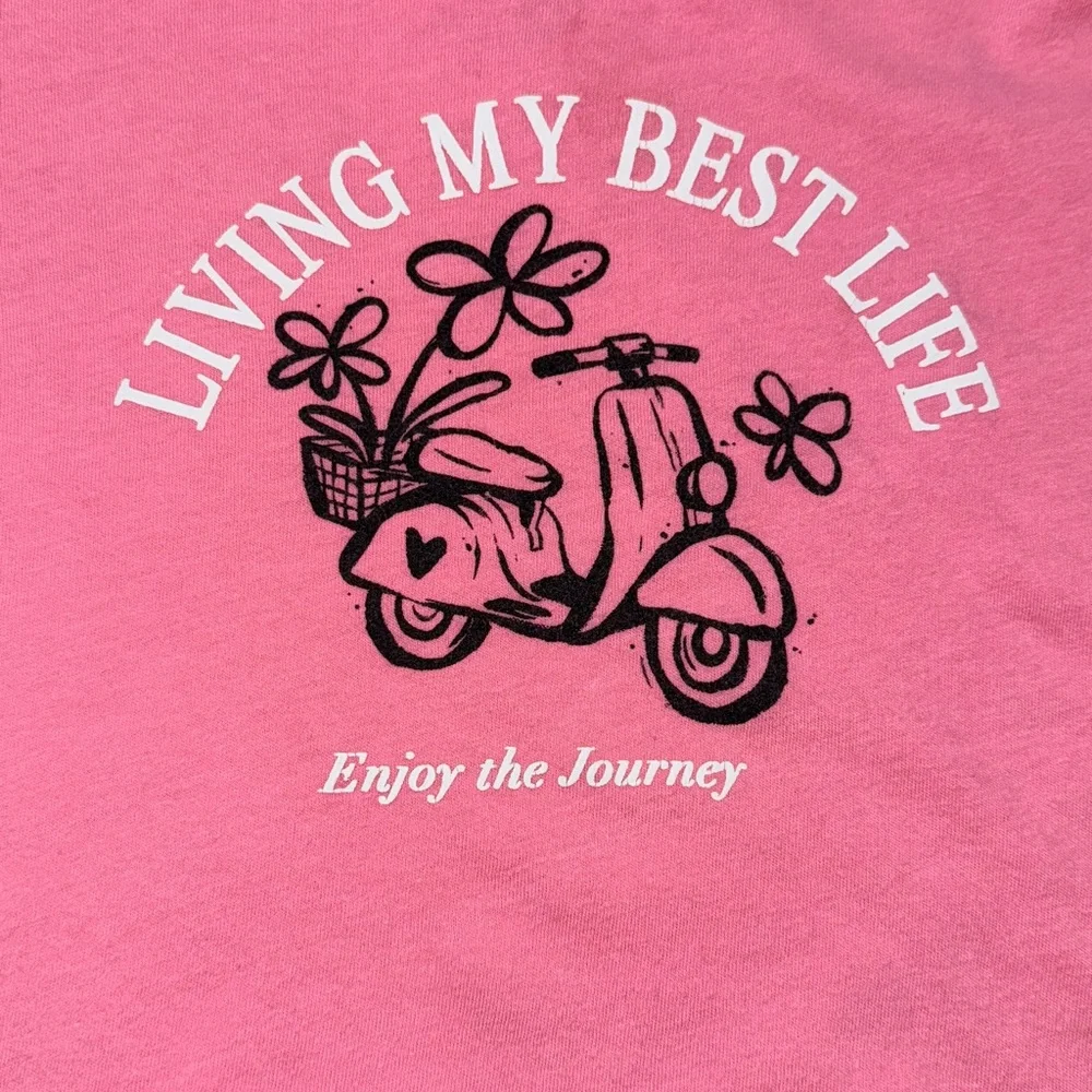 Old Navy Girls Short Sleeve Graphic Shirt Living My Best Life - Size L|G (10-12)